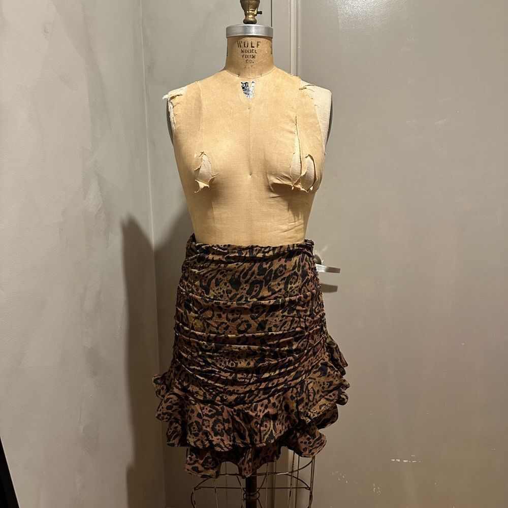 H&M mini skirt - Picture 2 of 5